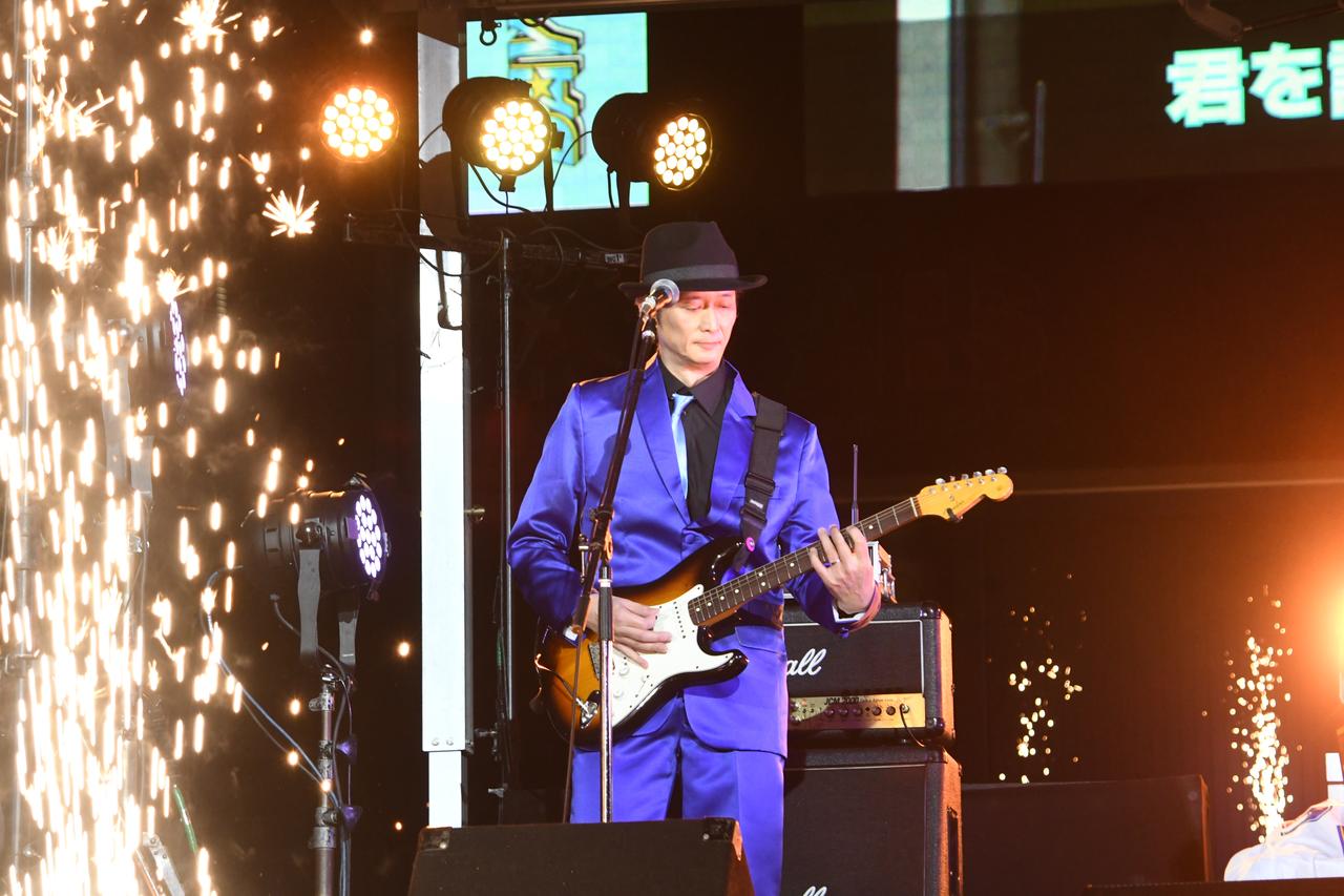 画像: 2024年の再結成で、解散以来22年ぶりにメンバーに加わった小田孝（Gt）