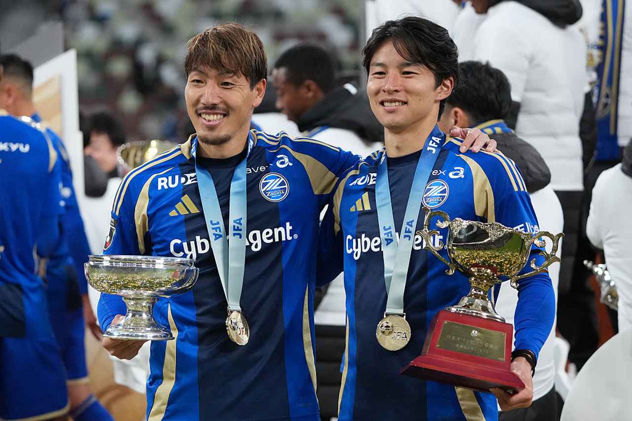 画像: 今季、チームをけん引し続けた昌子(左)と中山(右) (C)Getty Images