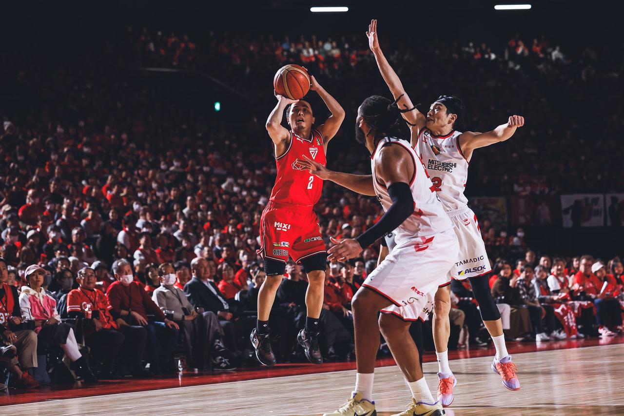 画像2: 富樫、渡邊、ホグ……千葉Jが残り4.5秒で逆転勝ち