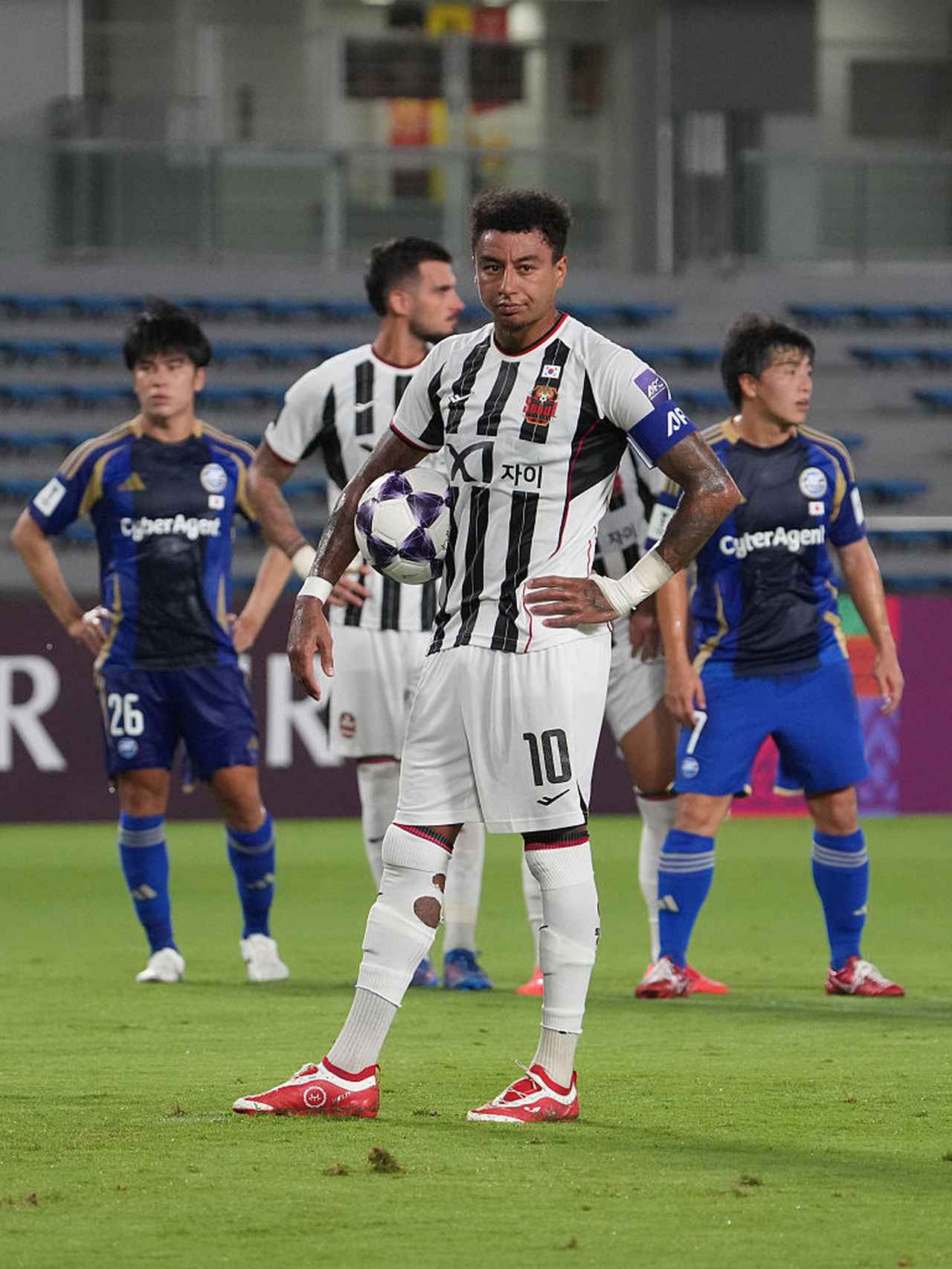 画像: AFCチャンピオンズリーグで町田ゼルビアと対戦した際のリンガード (C)Getty Images