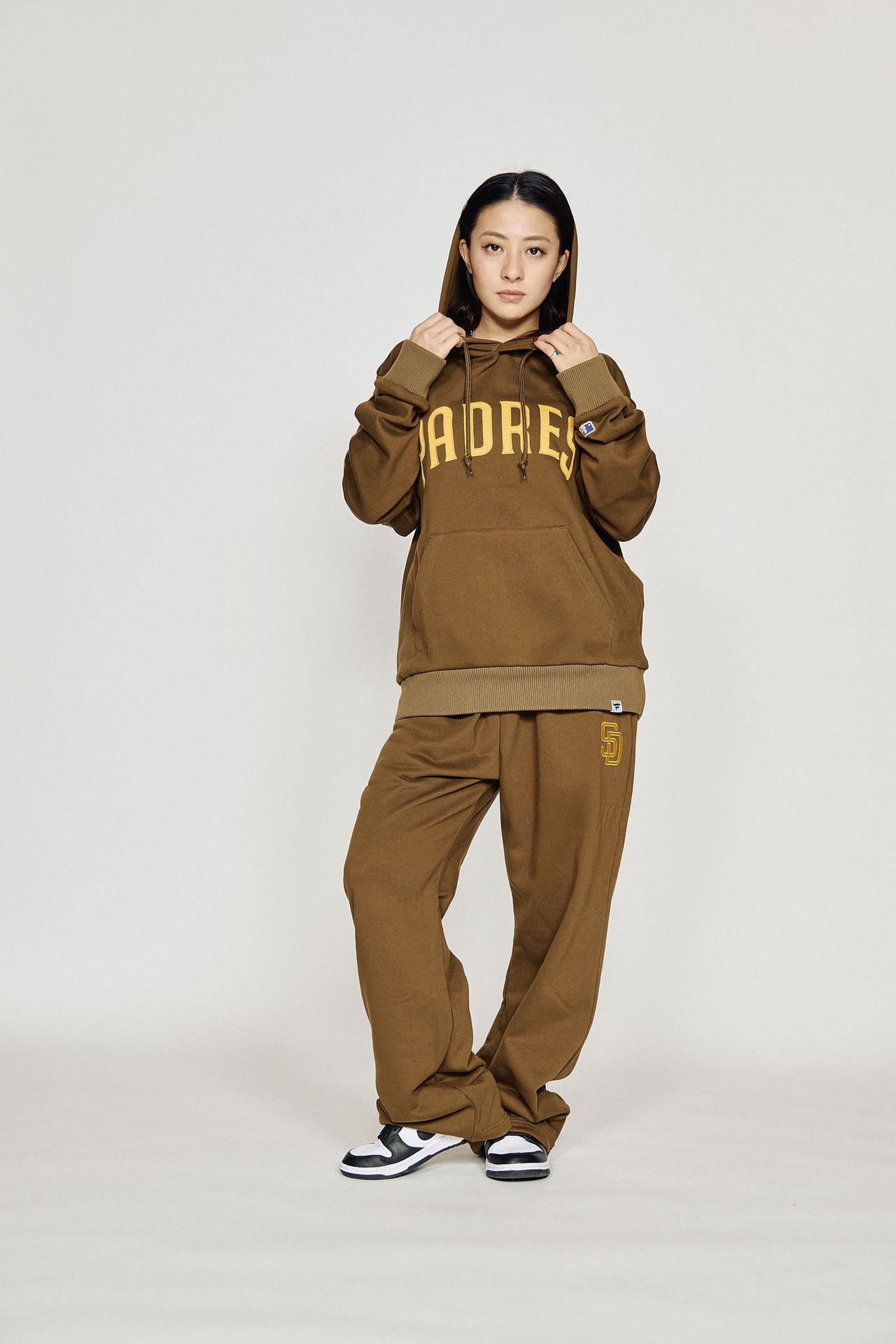 画像: ワントーンコーデもGOOD　画像：ファナティクス・ジャパン提供