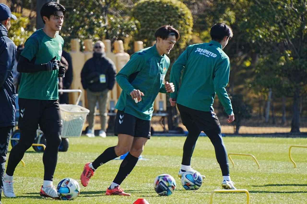 画像: 期待がかかる津久井（中央、写真：浅野凜太郎）