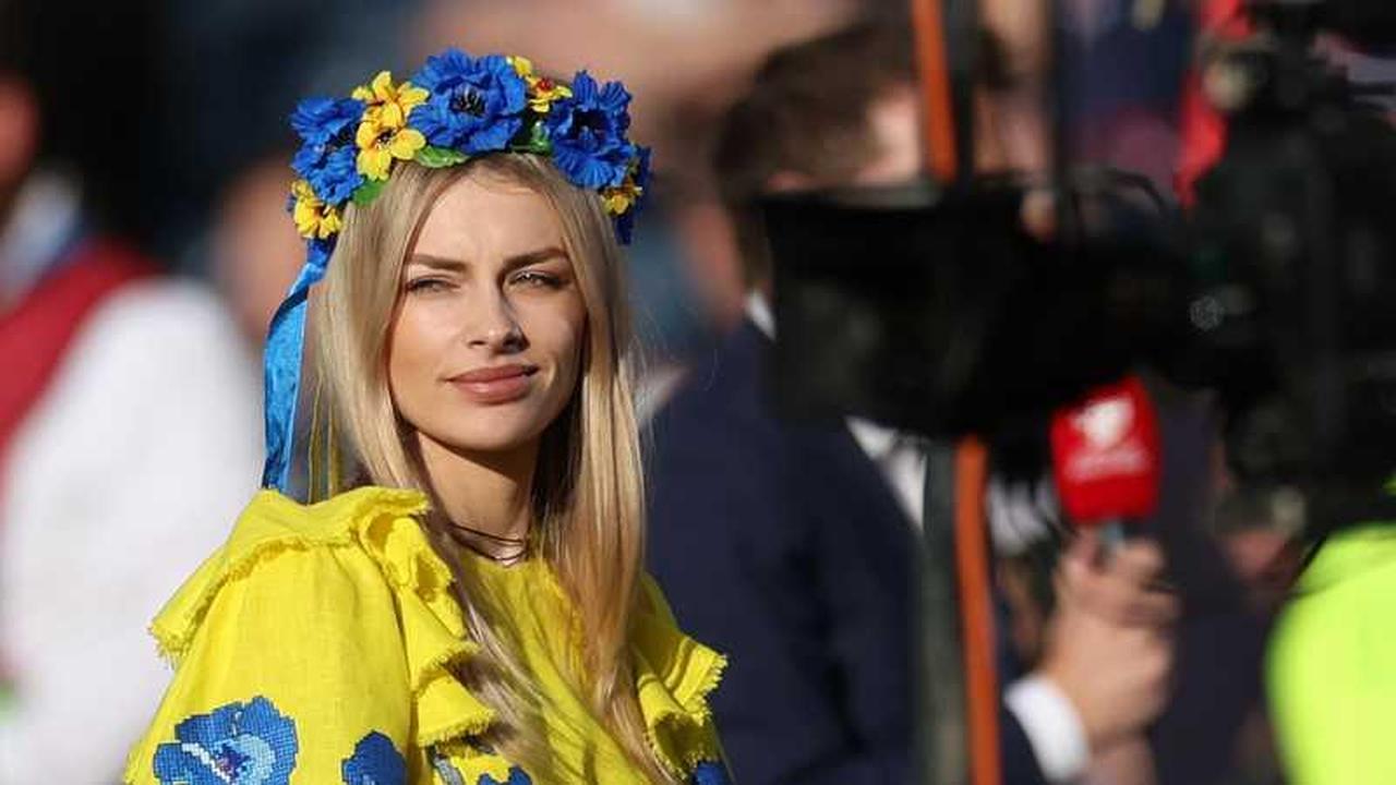 画像: 「スター選手である夫の同僚を中傷した妻」4人