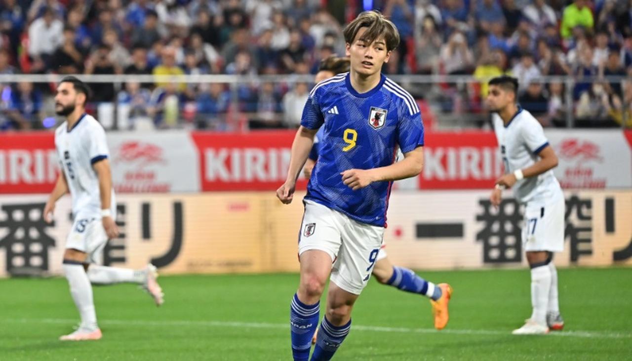 画像: 上田綺世よりすごい！？日本人FW史上最強レベルの馬力だったフィジカルストライカーとは