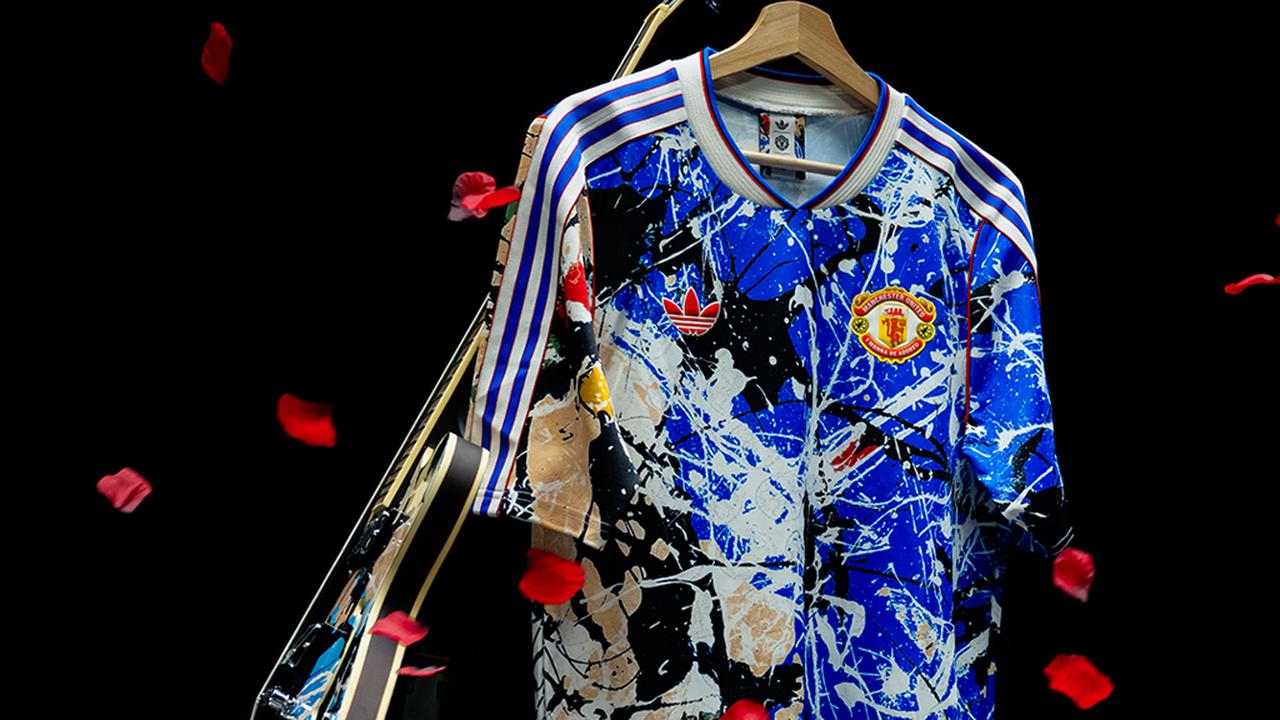 画像: マンチェスター・ユナイテッドに「The Stone Roses」コラボ第2弾が登場！80年代“シングル曲”をデザイン - Qoly-Sports＆the Style