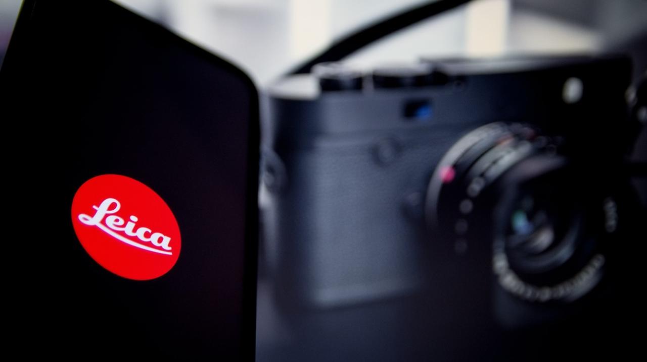 画像: モデル妻に内緒で100万円のカメラを買う！32歳Jリーガーが告白 「奥さんにはバレました（苦笑）隠してたんですが…」