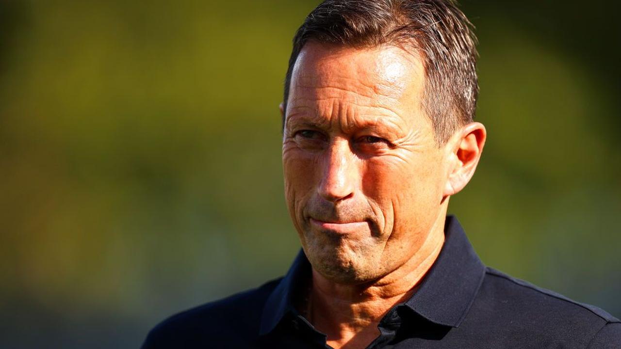 画像: 「若者の出場時間が少ない」「選手が大学に…」名将シュミットが指摘する、日本サッカー界最大の課題 - Qoly-Sports＆the Style