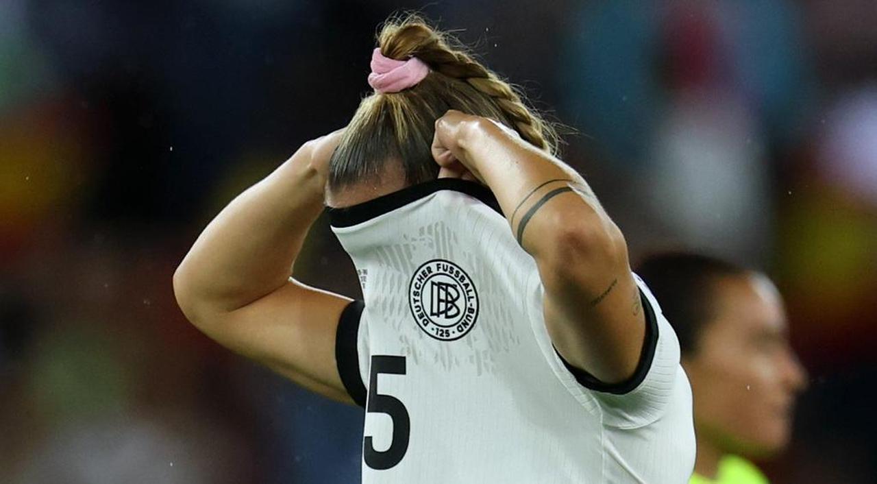 画像: 男性には分からない！？女性サッカー選手の胸がプレーに与える影響とは 「F1ドライバーの体感に匹敵」