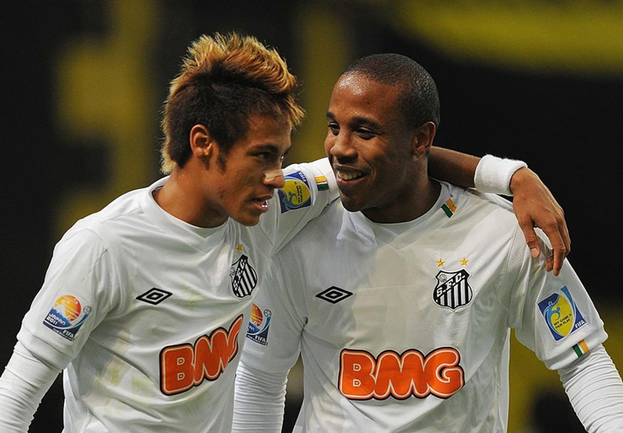 画像: サントス時代のネイマールとボルジェス