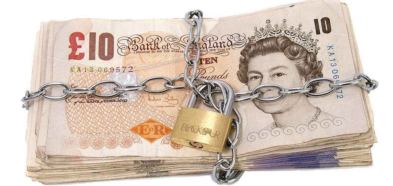 画像: “サッカー界最大の詐欺師”も…「破産した12名の有名選手たち」 - Qoly-Sports＆the Style