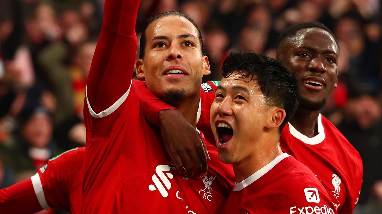 画像: 遠藤航の息子をリヴァプール主将ファンダイクが褒める！「彼はネズミの役だった、うまかったよ！」 - Qoly-Sports＆the Style