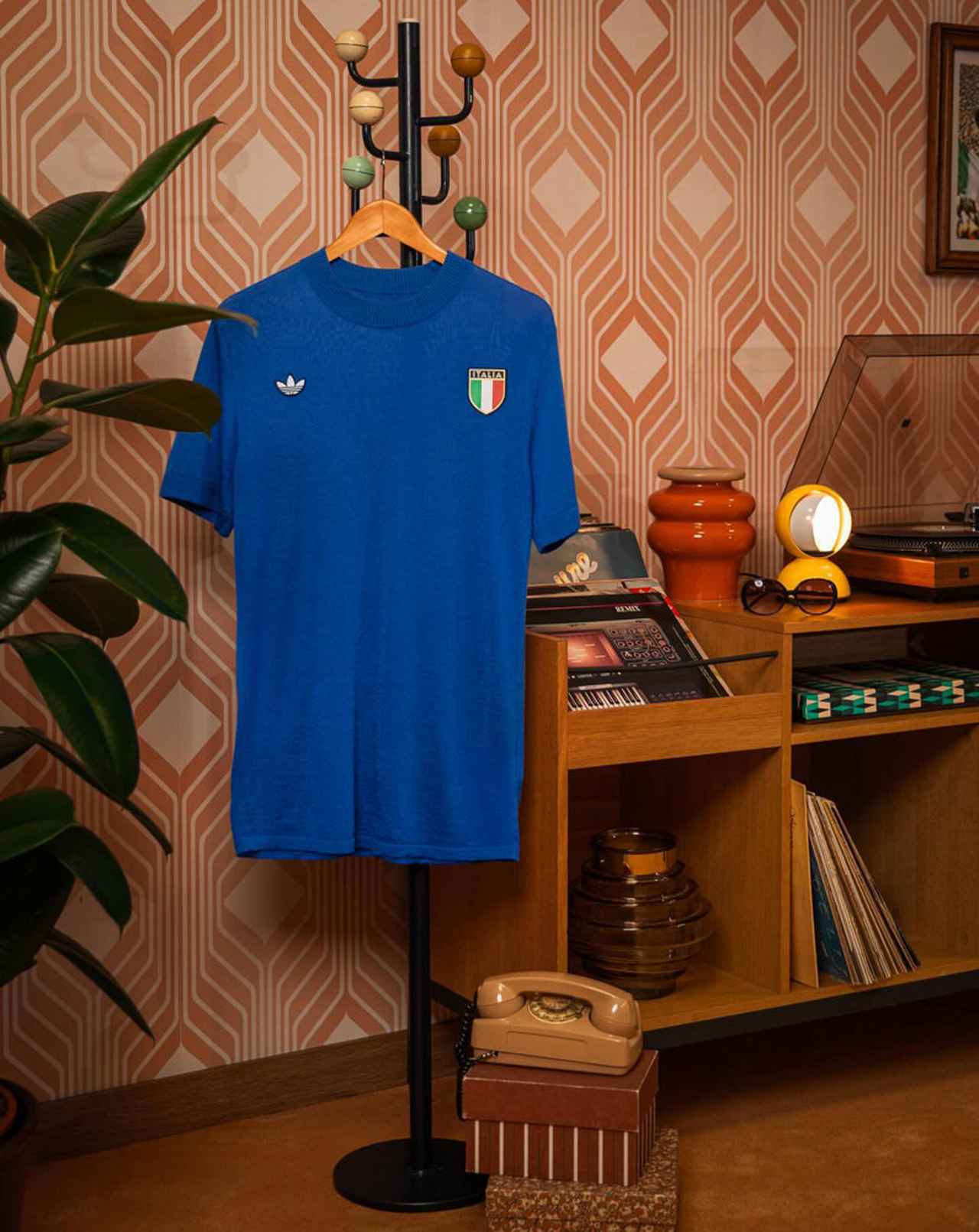 画像4: Italy 1970s adidas Home Retro Jersey