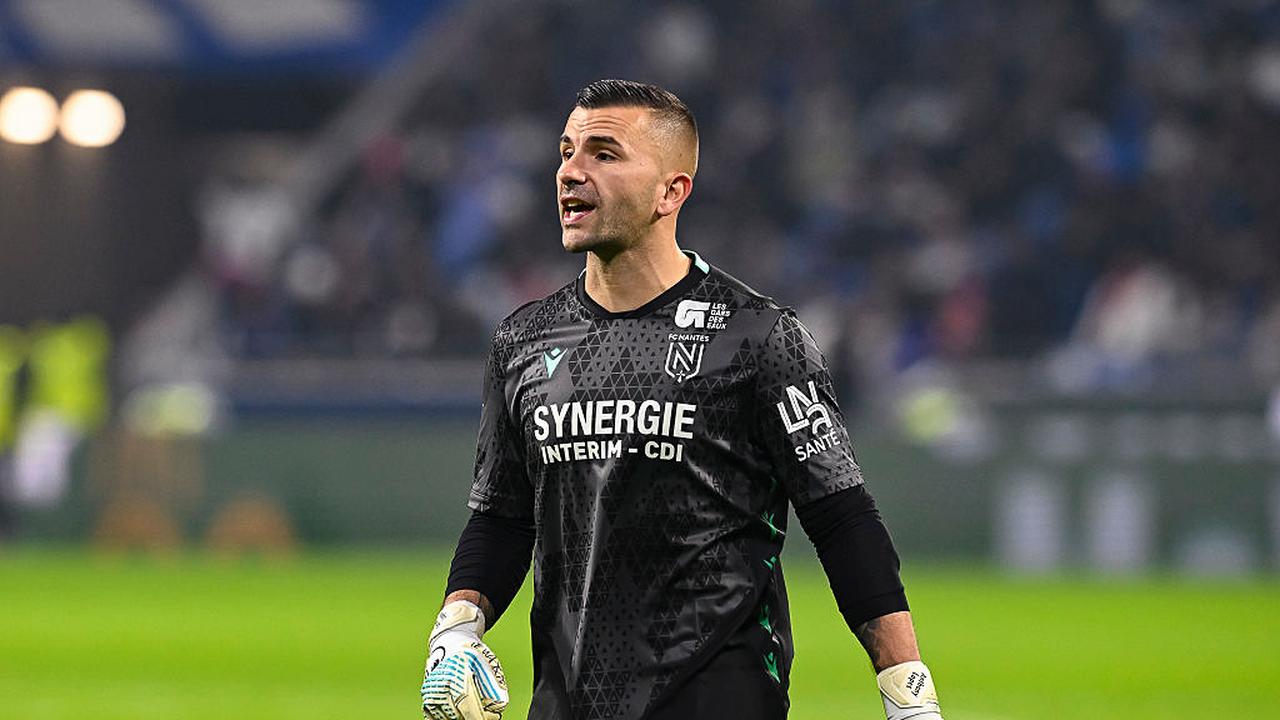 画像: イスラム教の選手に食事させるため、怪我を装って時間稼ぎ？元代表GKが衝撃の奇策か - Qoly-Sports＆the Style