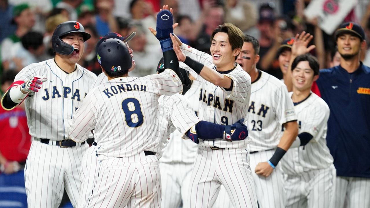 画像: WBC優勝の侍J選手、ドーピング検査でチャーター機が遅れかけた秘話…「2時間出ない」「お酒とかめちゃくちゃ置いてある」 - Qoly-Sports＆the Style