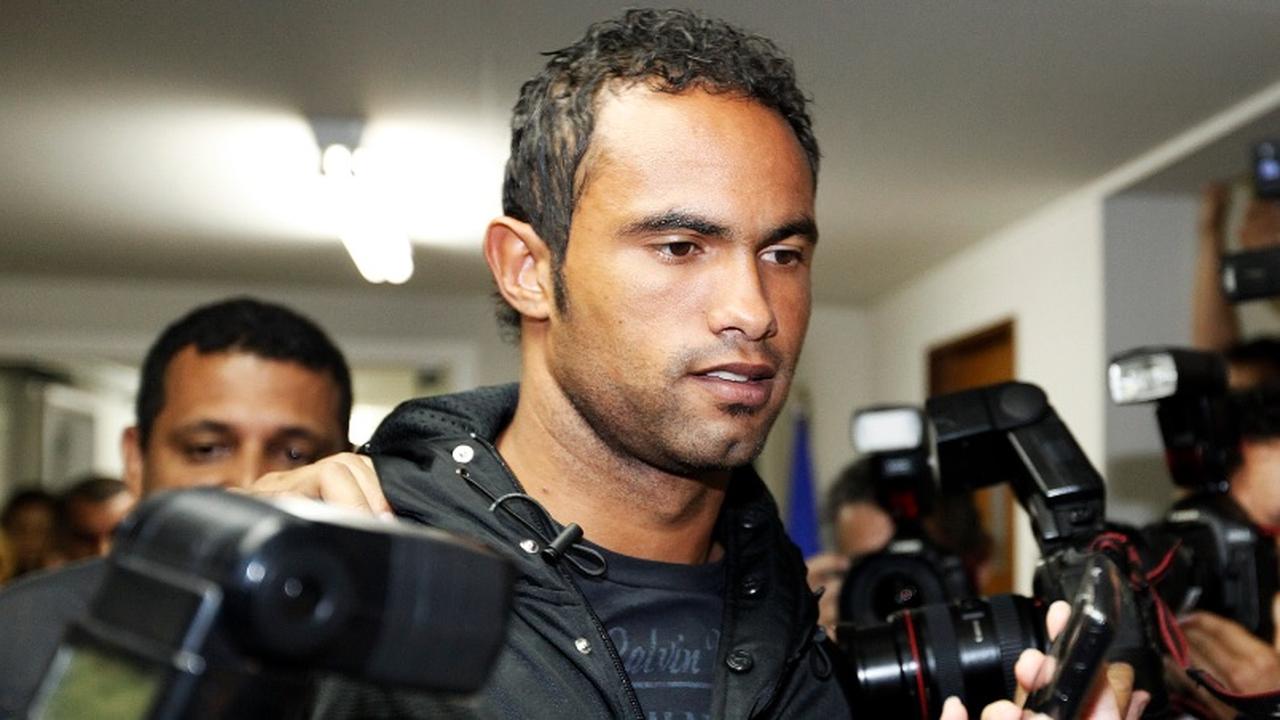 画像: 愛人を殺して犬に食わせたGK、犬飼育場の広告塔になり大炎上 - Qoly-Sports＆the Style