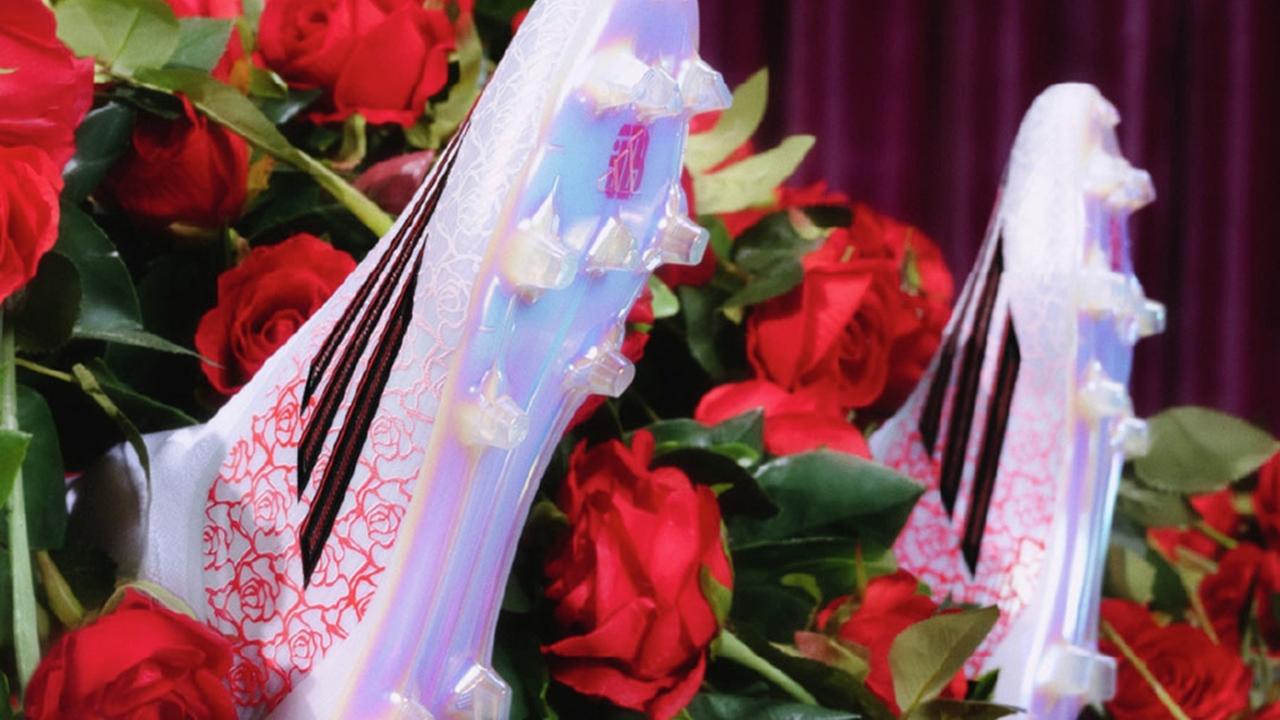 画像: adidasの最新スパイクは“バラ”がモチーフ!『F50』にラミン・ヤマルのシグネチャーモデル新作が登場 - Qoly-Sports&the Style