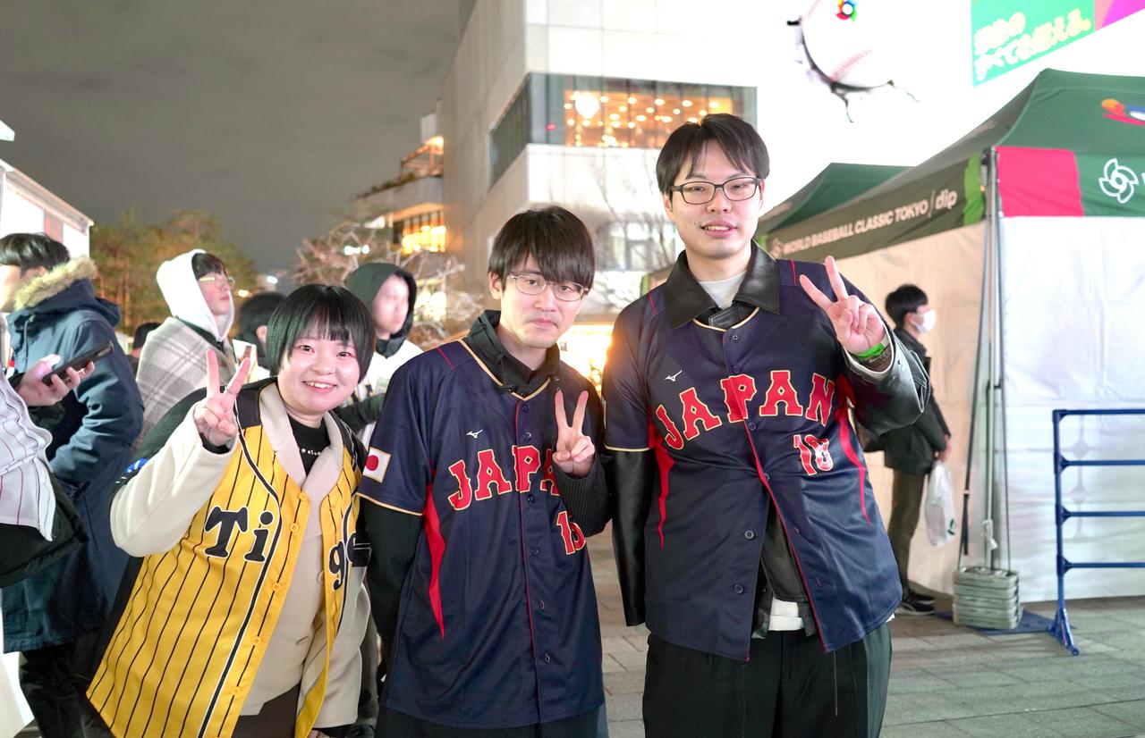 画像: 会社の同期3人で参加されたみなさん！ 侍ジャパン、勝ちましたね！ ご協力ありがとうございました！