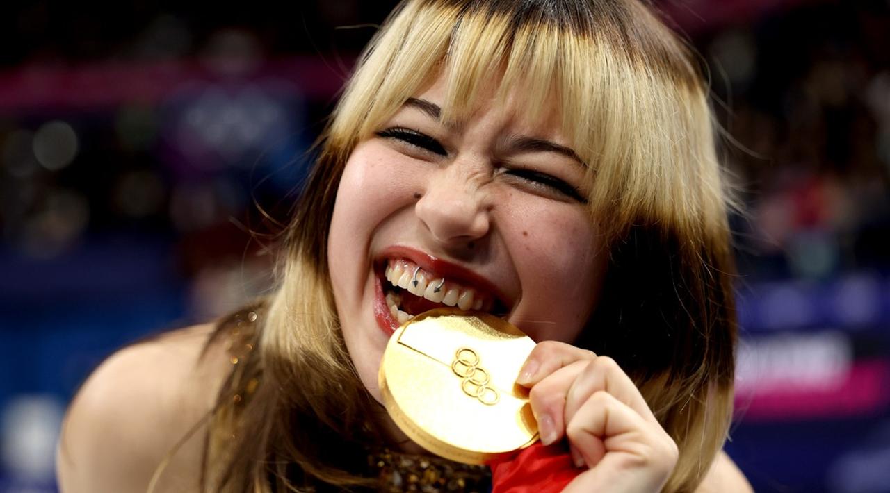 画像: 五輪金メダルのアリサ・リウ、世界選手権辞退…数日前に意味深投稿も「りくりゅうと同じ」との指摘 - Qoly-Sports＆the Style