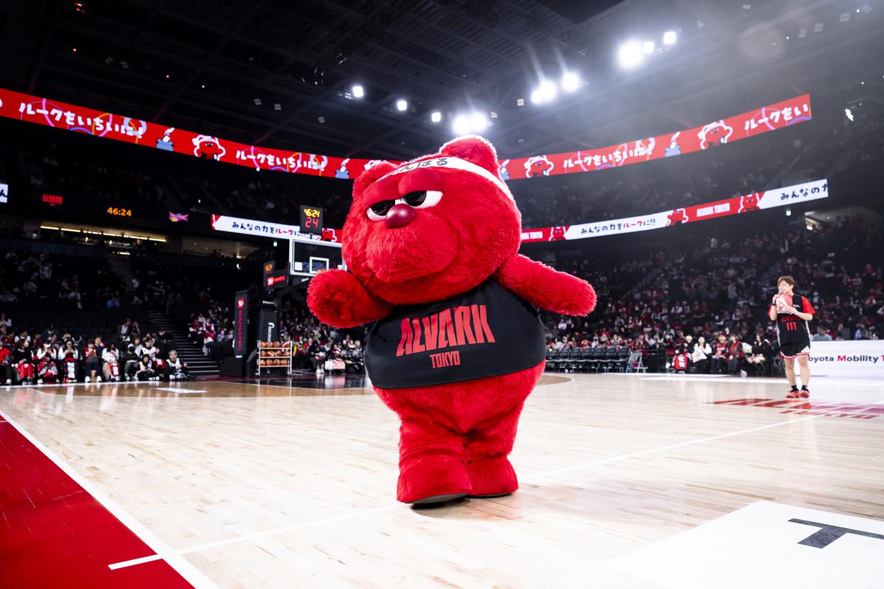 画像: アルバルク東京のマスコット「ルーク」