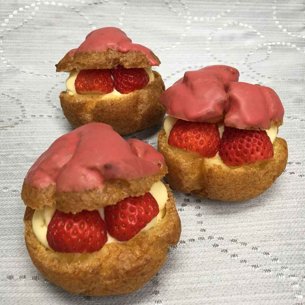 画像: パティスリー アプラノス『美園イチゴの周クリーム』