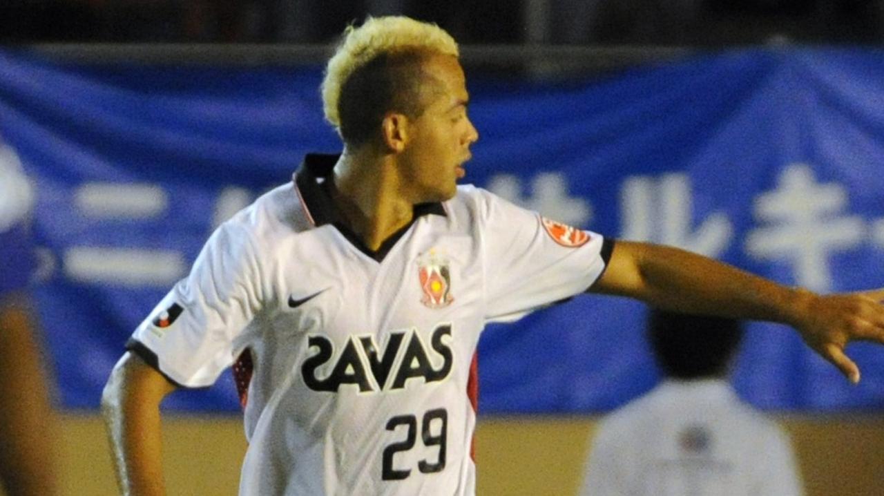 画像: 「日本や中国で大金を稼いだけど…鬱になり、薬物にも手を出した」36歳元Jリーガー、壮絶な生い立ちを明かす - Qoly-Sports&the Style