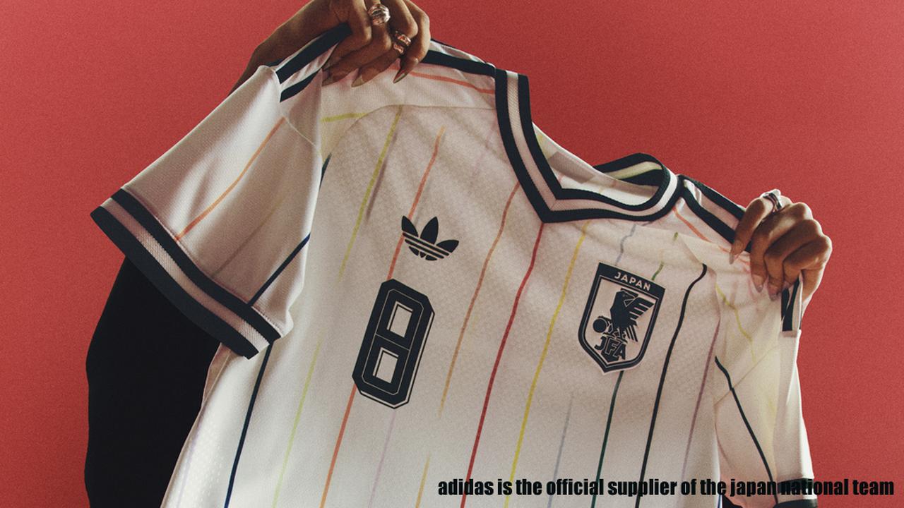 画像: 日本代表、W杯に向けた2026新アウェイユニフォームを発表！11色の「不完全なストライプ」をデザイン - Qoly-Sports＆the Style
