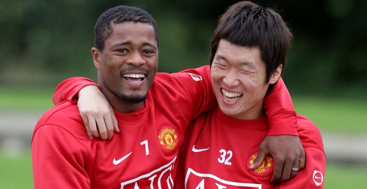 画像: 国籍超えた友情…エヴラ、パク・チソン母の葬儀のために韓国へ - Qoly-Sports&the Style