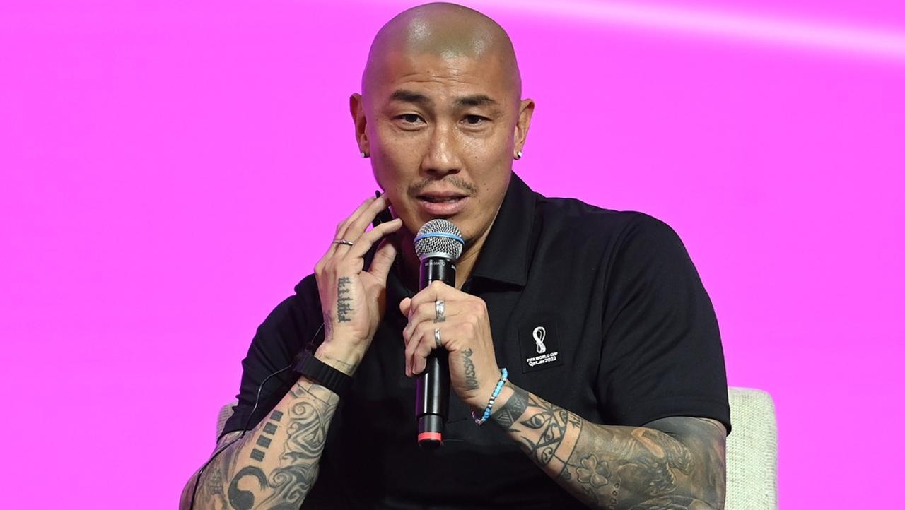 画像: 韓国代表選手に凹まされて親に泣き言！？吉田麻也、天才ロイスの裏話を明かす - Qoly-Sports＆the Style