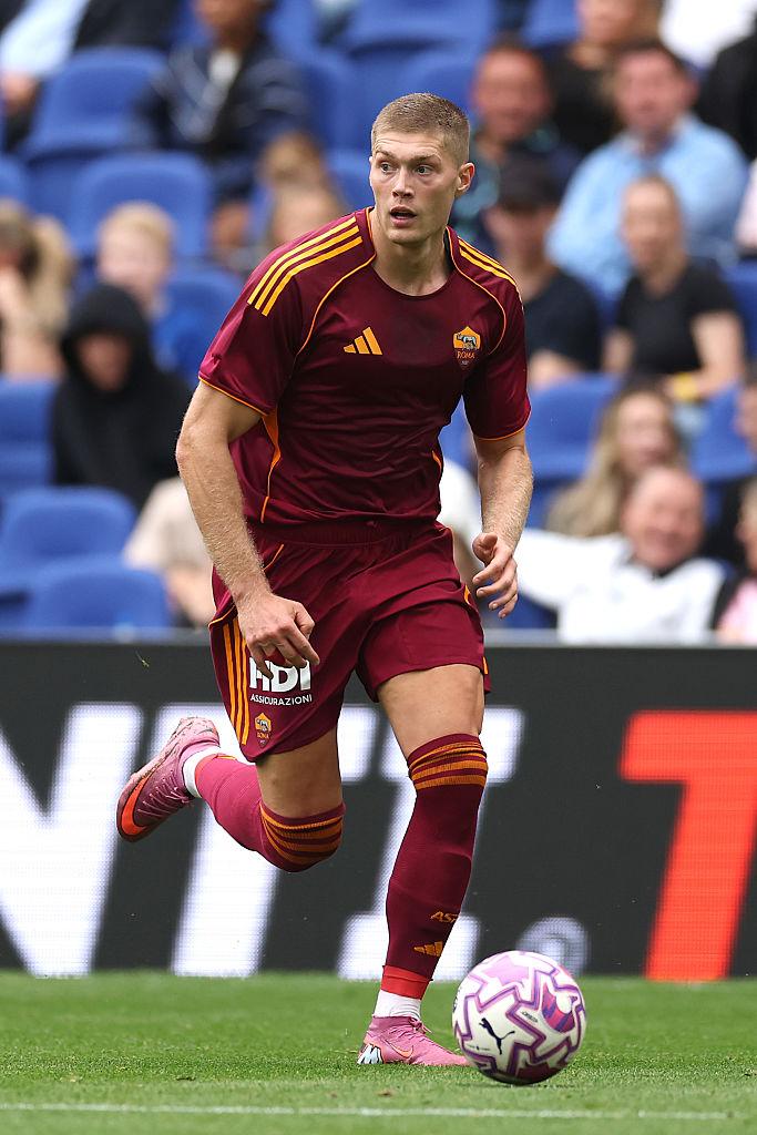 画像: アルチョム・ドフビク