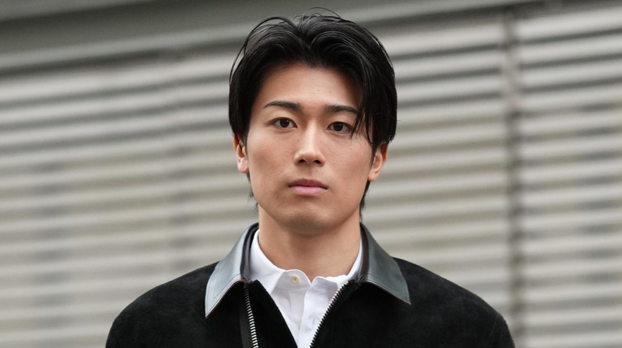 画像: 25歳イケメン日本代表選手、ピアス派の人気アイドルと意気投合！幼馴染の仲良し選手は「ピアスは全然好きじゃなくて…」 - Qoly-Sports＆the Style
