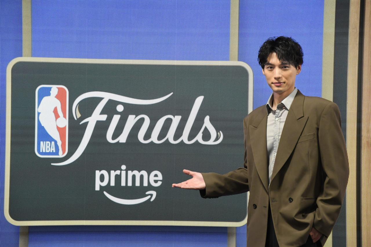 画像: 【NBAナビ｜独占インタビュー】第2戦をゲスト解説！福士蒼汰が語るNBAファイナル「チーム戦だからこそ面白い」 - Qoly-Sports＆the Style