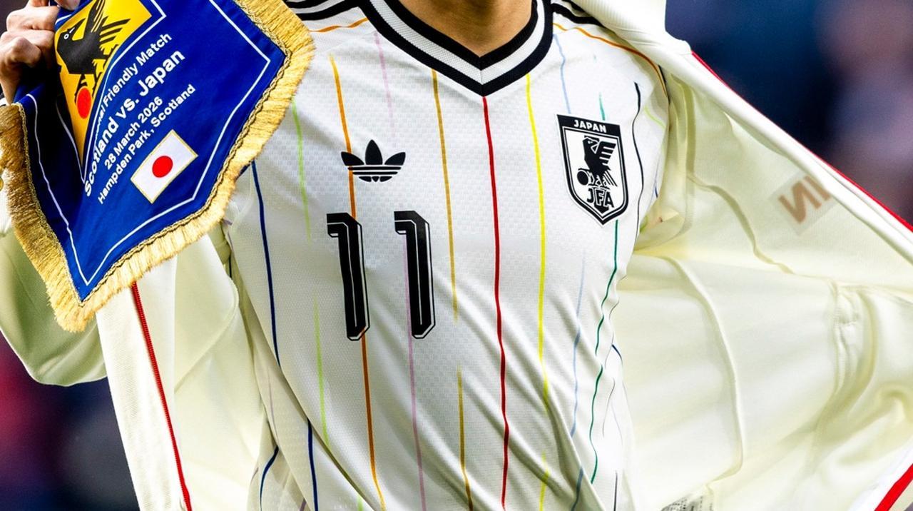 画像: 日本代表W杯ユニ、爆売れ!「優勝を狙う日本の熱気は想像以上…W杯開催も知らない韓国とは別世界」と韓国紙が温度差実感 - Qoly-Sports&the Style