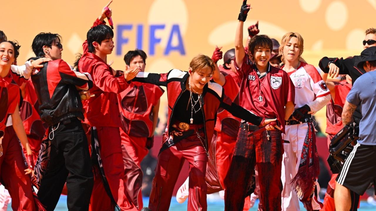 画像: 『W杯初のハーフタイムショーはクソ』BTSら超豪華出演陣も…伝説ルーニーが切り捨てる - Qoly-Sports&the Style
