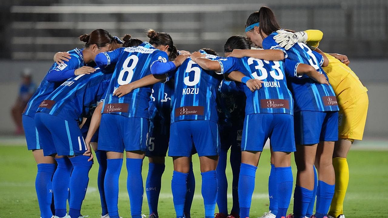 画像: WEリーグのちふれASエルフェン埼玉、今季から「全選手プロ化」!女子サッカー界で新たな一歩…アジア競技大会に2名が出場 - Qoly-Sports&the Style