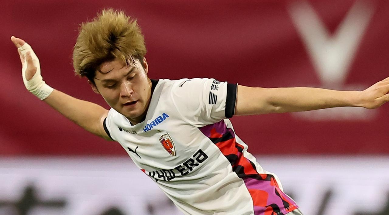 画像: 日本と韓国が争奪戦!?19歳の逸材ユン・ソンジュン、チョウ・キジェ監督を激怒させた話 「みんなの前でブチギレられて…」 - Qoly-Sports&the Style