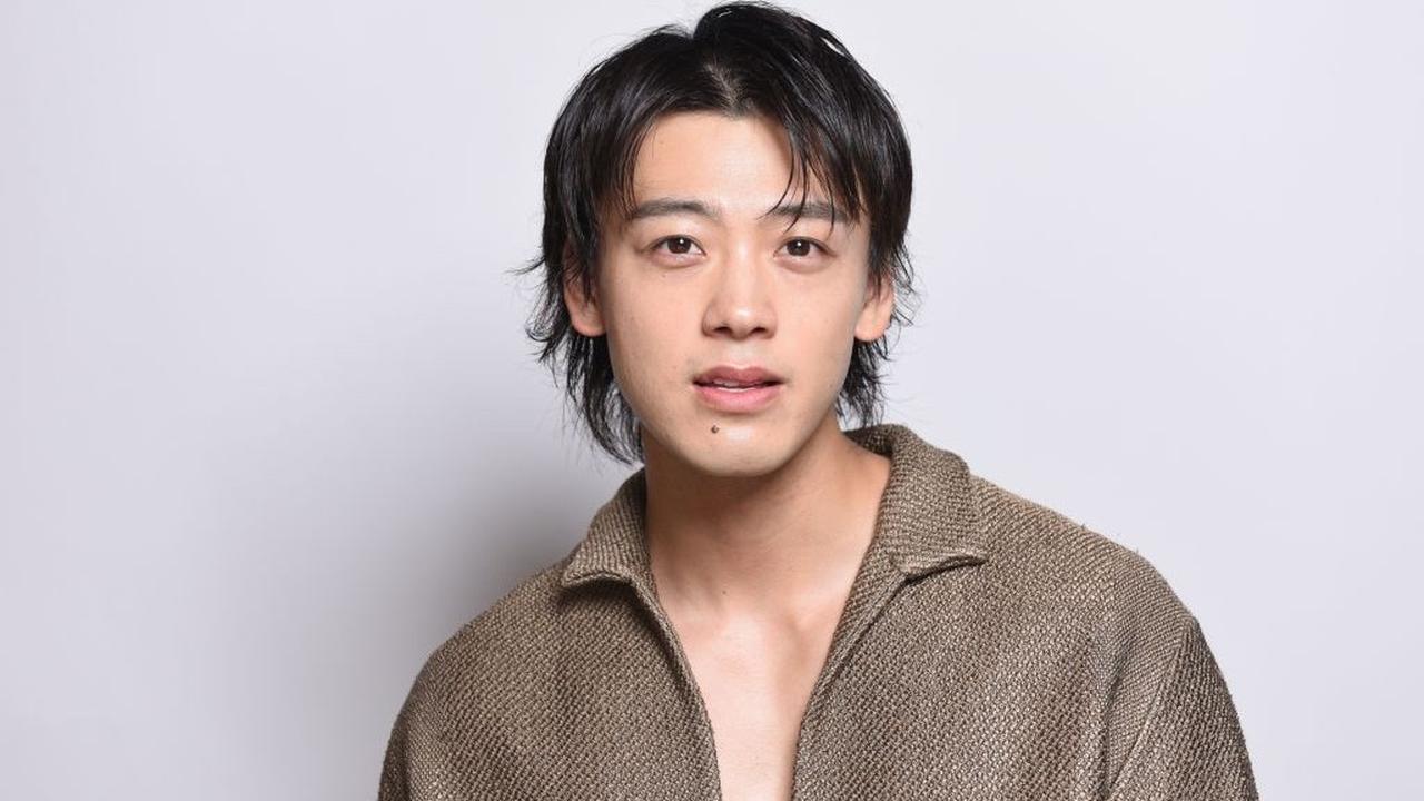 画像: 竹内涼真さん、『めちゃくちゃイイ人』だった東京Vユース時代の話を明かす 「試合に出れなかったんです、まったく。だから…」 - Qoly-Sports＆the Style