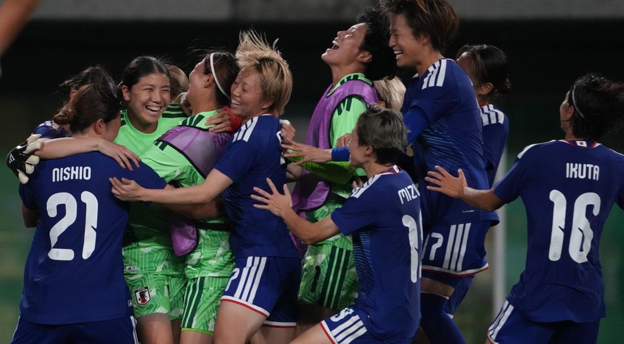 画像: なでしこ、アジア競技大会3連覇!「選手たちに責任はない」と敗れた北朝鮮女子監督…『勝て、朝鮮』と韓国人グループも合同応援 - Qoly-Sports&the Style