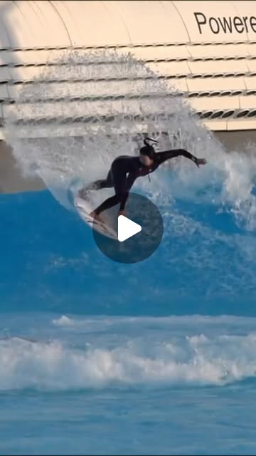画像: Shino Matsuda / 松田詩野 on Instagram: "pool party  on my @jsindustries99 Monsta 5'5  video by @ross.saiko.channel"