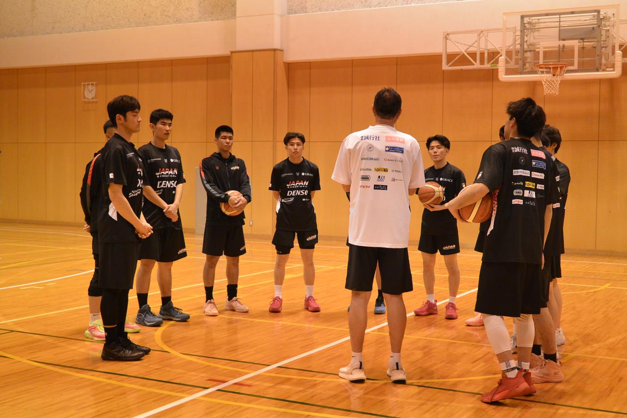 画像2: (C) 88 Basketball