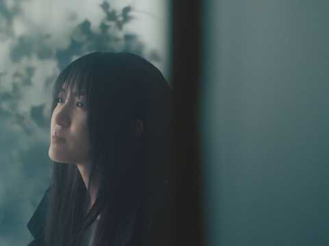 画像: Junna - GUM[Official Music Video](テレビ朝日系 金曜ナイトドラマ「余命３ヶ月のサレ夫」主題歌) youtu.be