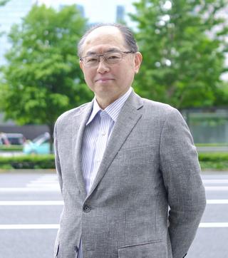 中央大学経済学部教授 山﨑 朗氏