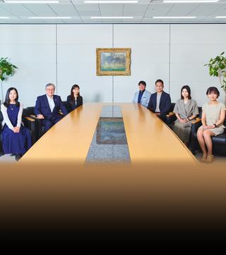 大澤郁恵 日立製作所/田中律羽 日立製作所/宮澤亜紀 日立アカデミー/東原敏昭 日立製作所 取締役会長 代表執行役/小野瑛子 日立アカデミー/佐藤雅彦 日立製作所/中崎一成 日立ソリューションズ