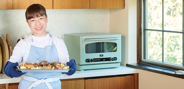 【PR】料理家・飛田和緒さん|シンプルで勝手のいい「アラジン グラファイトオーブンレンジ」を使ってみる