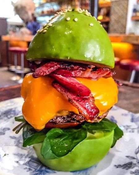 Joe's Southern Table and Bar アボカド・バン アボカド ハンバーガー