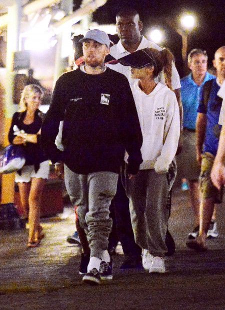 アリアナ・グランデ Ariana Grande マック・ミラー Mac Miller 熱愛 ディズニーランド デート