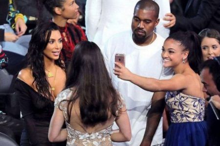 キム・カーダシアン Kim Kardashian カニエ・ウェスト Kanye West MTV VMA