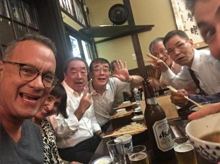 トム・ハンクス Tom Hanks 来日 蕎麦屋 サラリーマン 日本