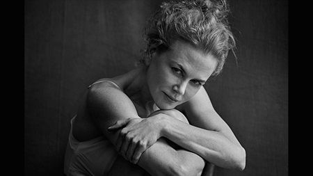 ピレリ Pirelli カレンダ2017 無修正