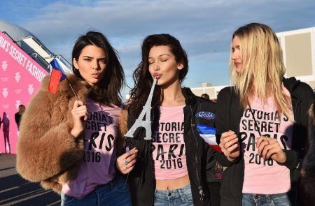 ベラ・ハディッド Bella Hadid ケンダル・ジェナー Kendall Jenner Victoria’s Secret ヴィクシーファッションショー