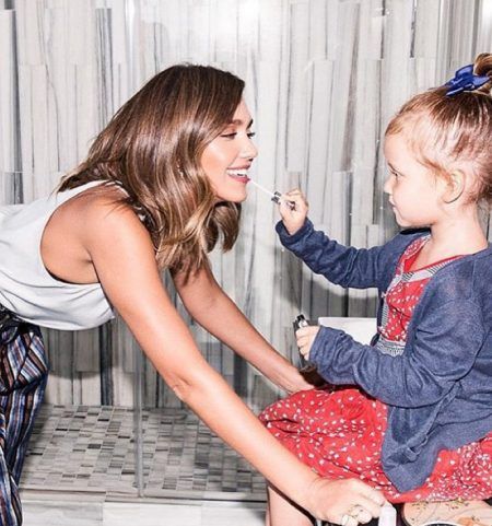 ジェシカ・アルバ Jessica Alba インスタ写真テク